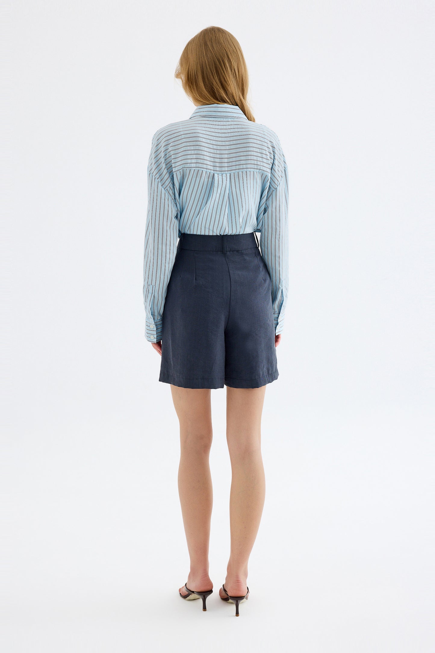 Lucan Single Pleat Lyocell Shorts - Navy Blue