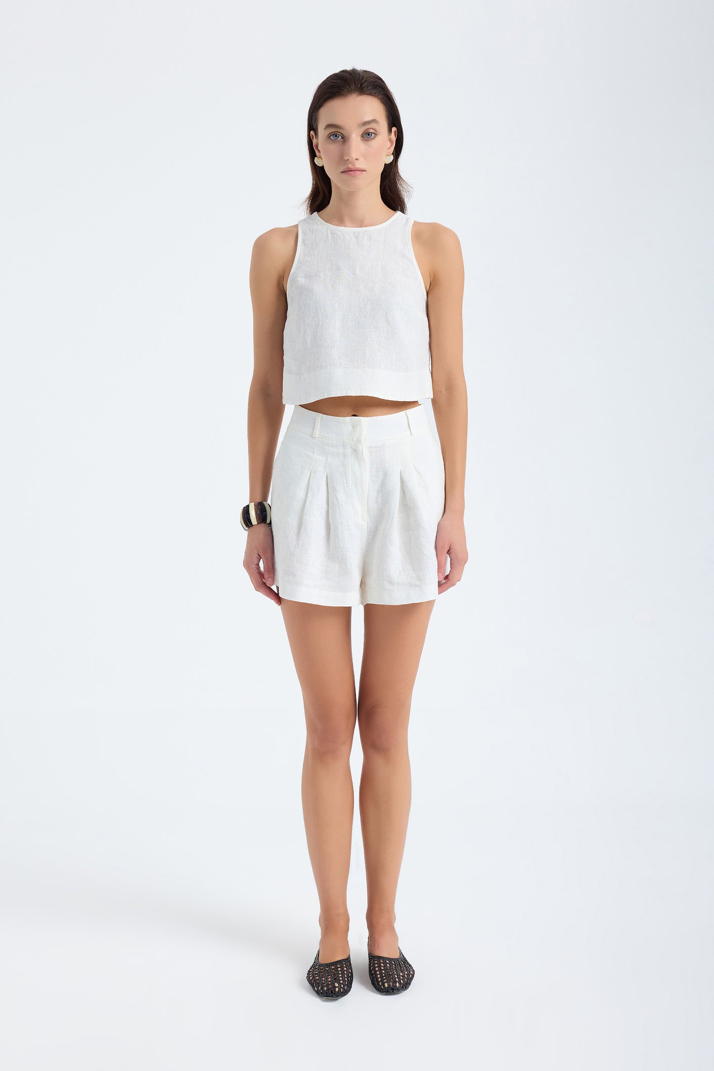 Reve 100% Linen Relaxed Fit High-Waist Shorts - White