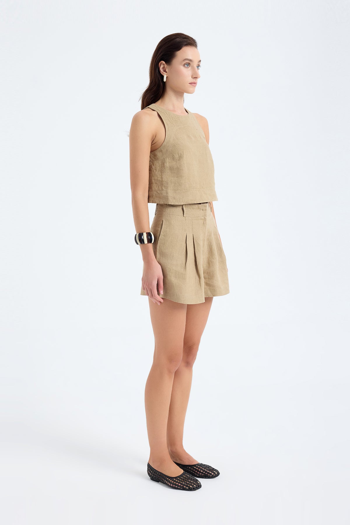 Reve  100% Linen Relaxed Fit High-Waist Short -Dark Beige