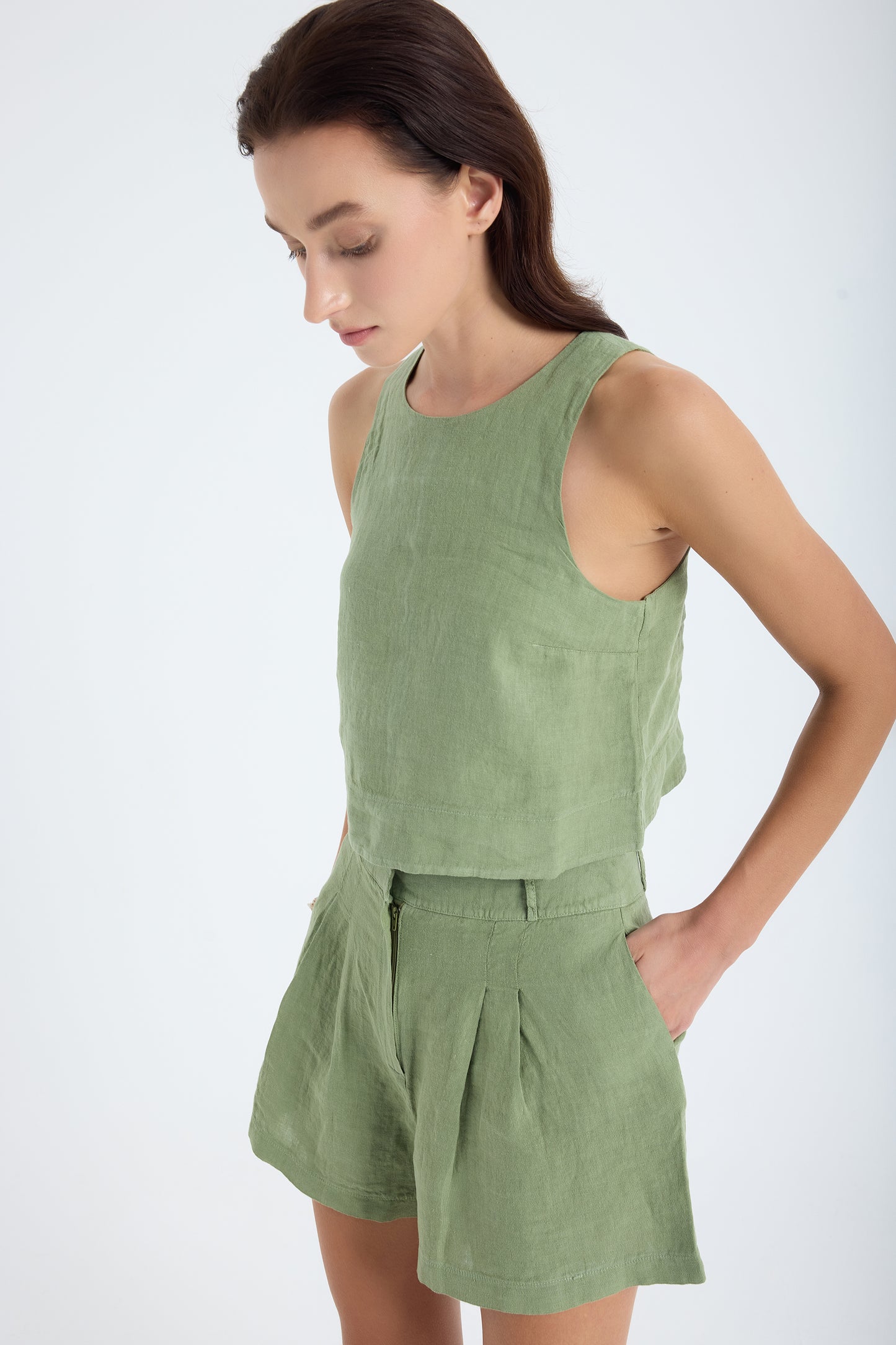 Lena 100% Linen Sleeveless Crop Top - Green