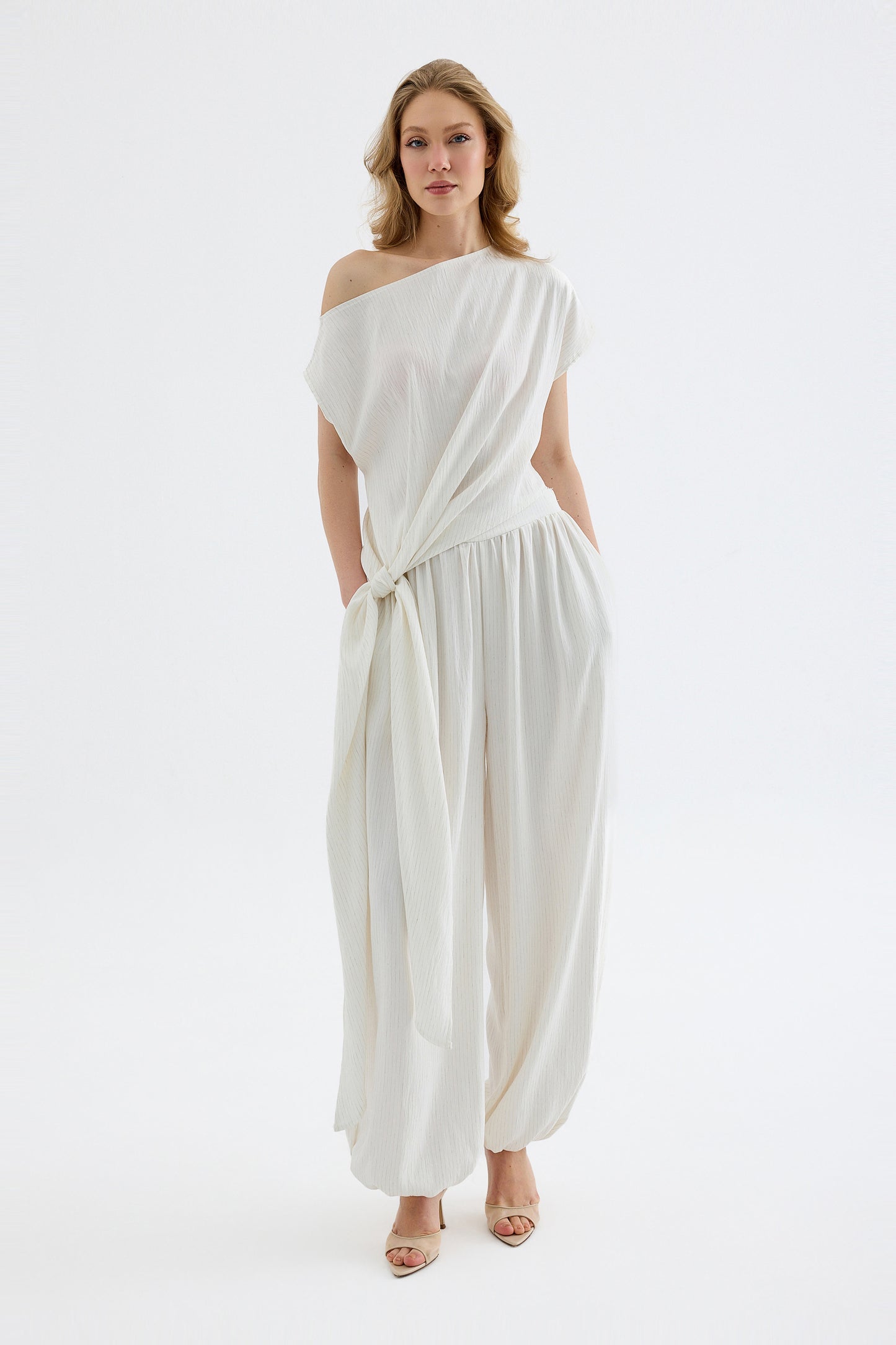 Velora Draped Viscose Balloon Pants - Ecru