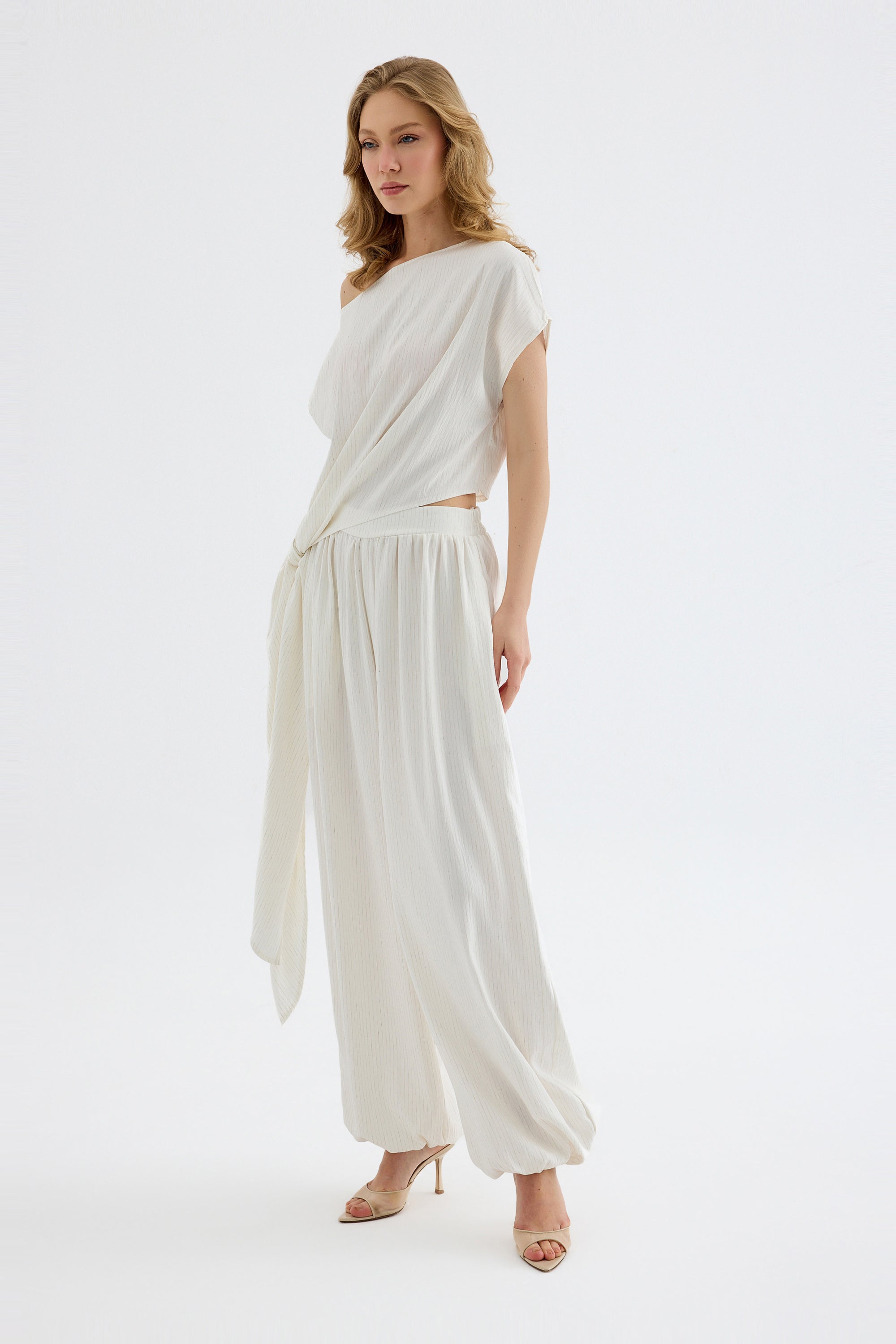 Velora Draped Viscose Balloon Pants - Ecru