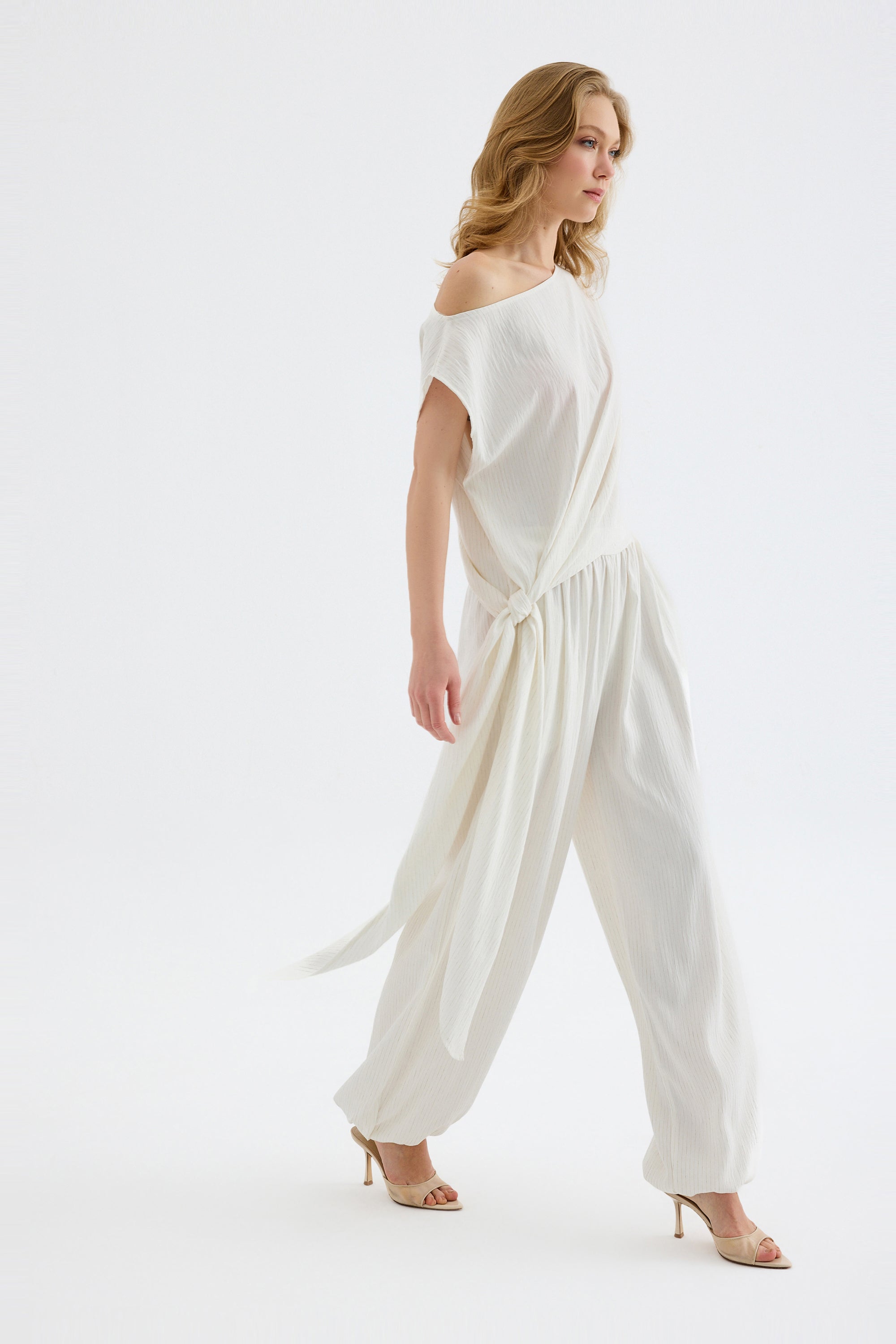 Velora Draped Viscose Balloon Pants - Ecru