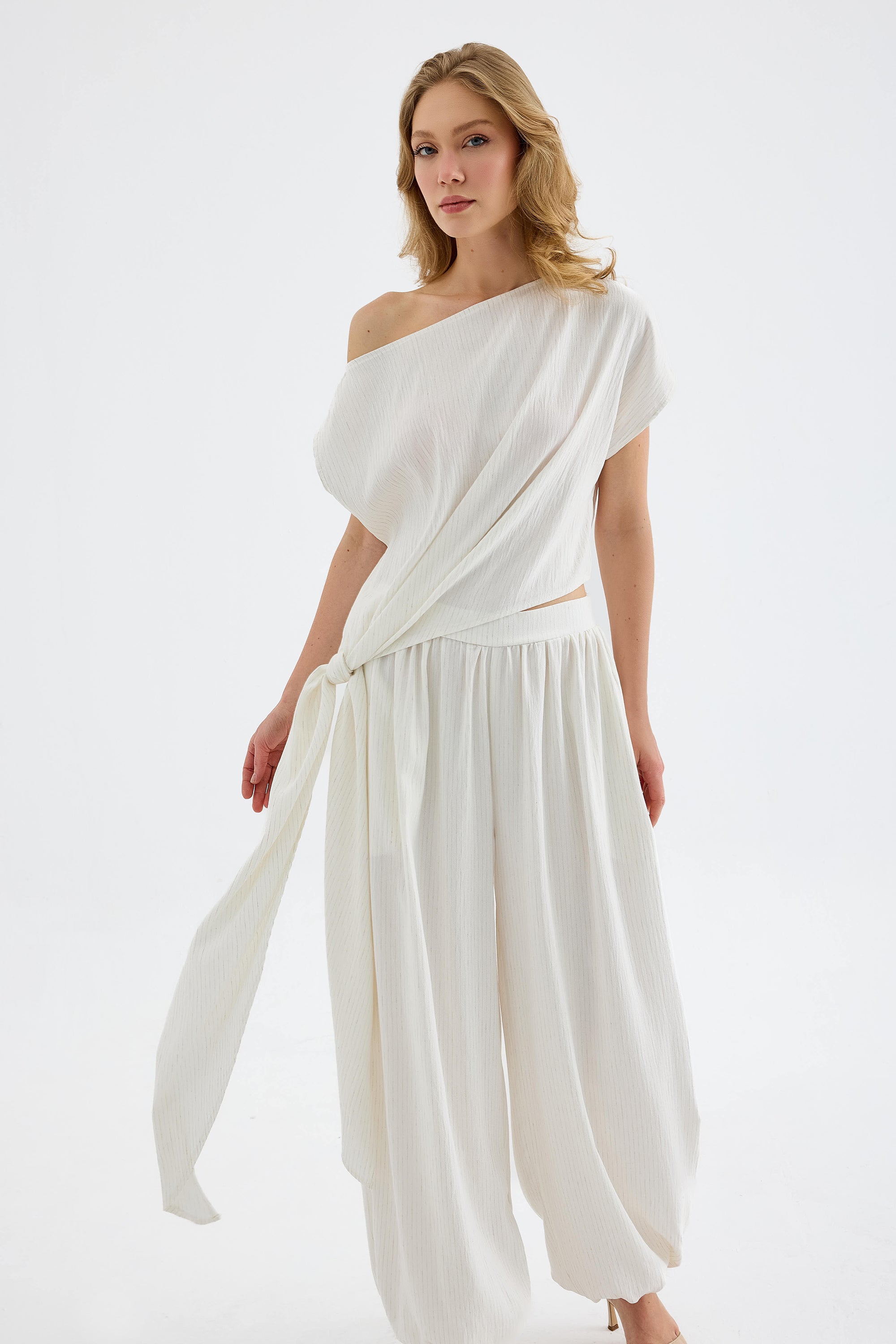 Velora Draped Viscose Balloon Pants - Ecru