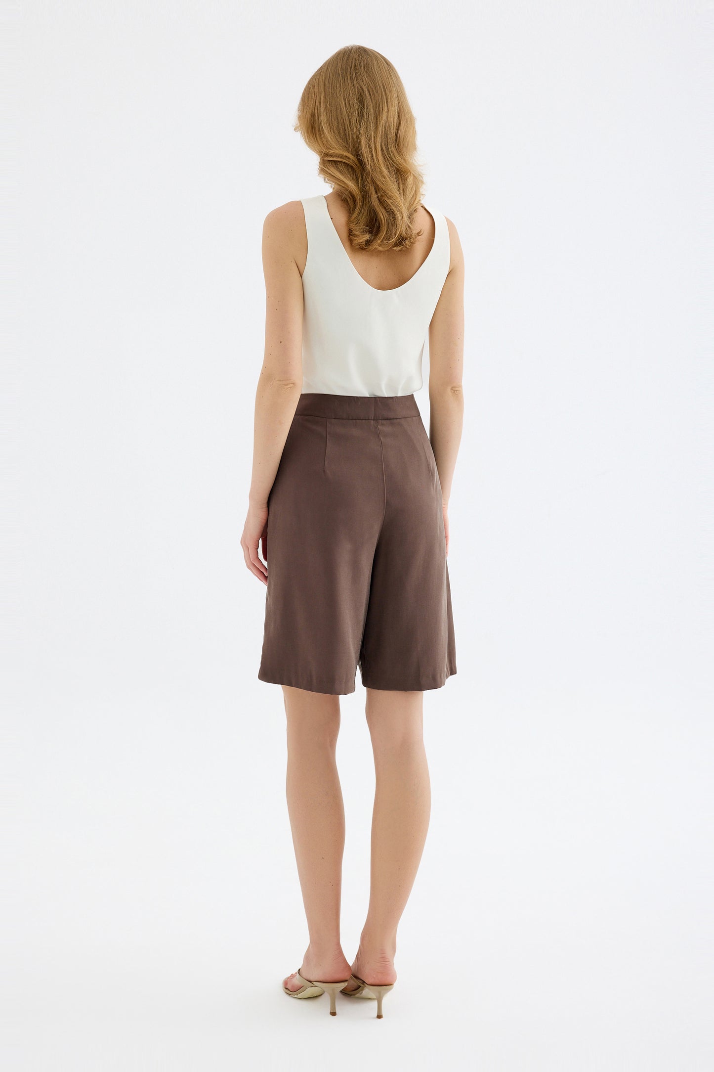 Vera Tencel Bermuda Short - Brown