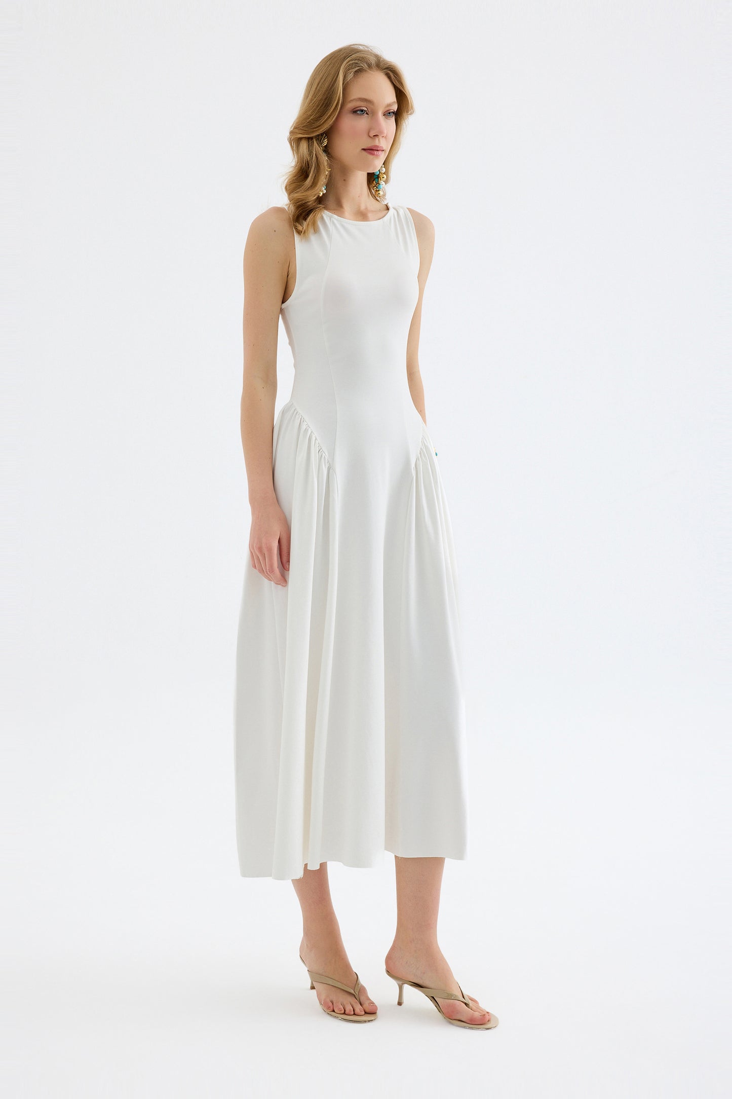 Elaris Viscose Bodycon Maxi White Dress