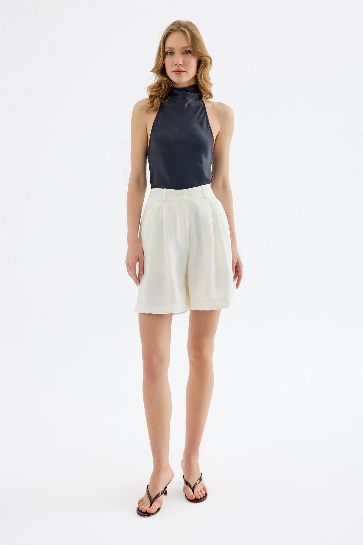Lucan Single Pleat Lyocell Shorts - Ivory