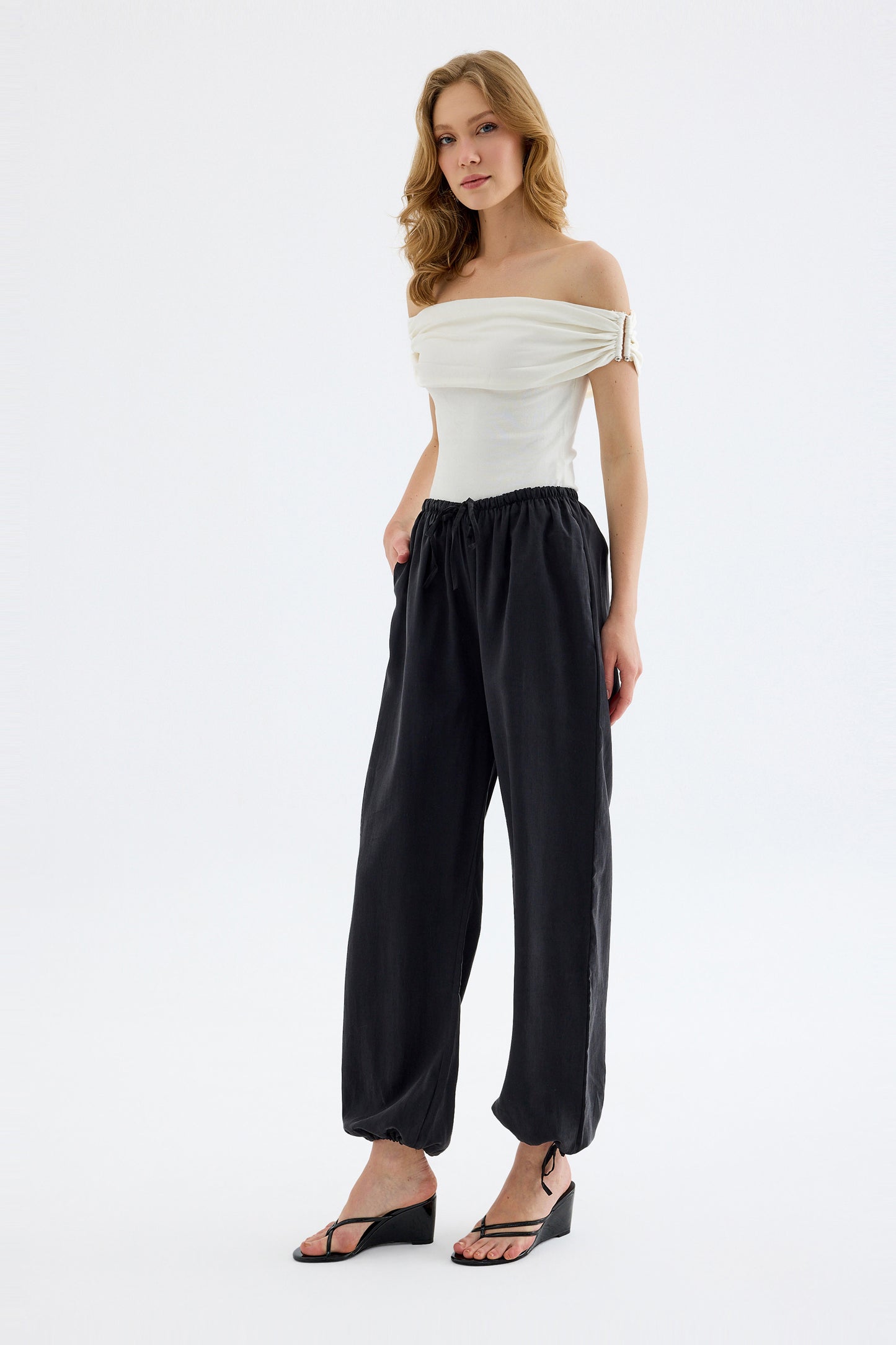 Novelle Modal Balloon Pants - Black